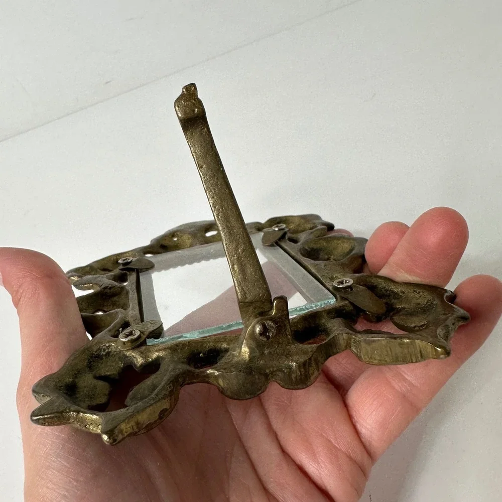 Vintage Ornate Small Picture Frame Heavy Metal Scrollwork Swing Arm‎ Glass